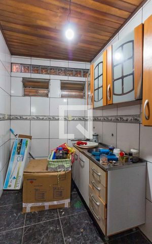 Casa à venda com 300m², 6 quartos e 2 vagas Casa à venda com 300m², 6 quartos e 2 vagasCozinha casa 2