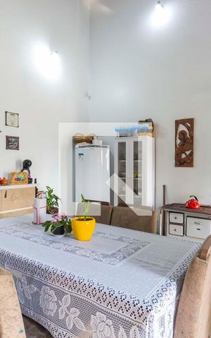 Casa à venda com 300m², 6 quartos e 2 vagas Casa à venda com 300m², 6 quartos e 2 vagasSala de Jantar casa 3