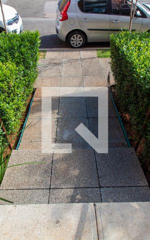 Apartamento para alugar com 57m², 2 quartos e 2 vagas Apartamento para alugar com 57m², 2 quartos e 2 vagasFachada