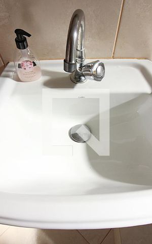Casa à venda com 200m², 3 quartos e 1 vagaBanheiro de Serviço