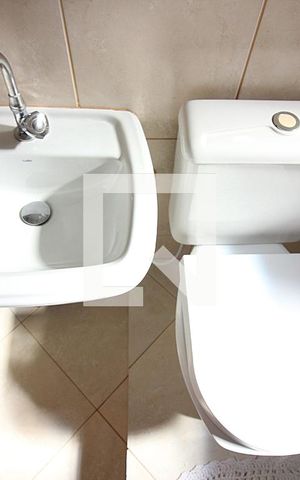 Casa à venda com 200m², 3 quartos e 1 vagaBanheiro de Serviço