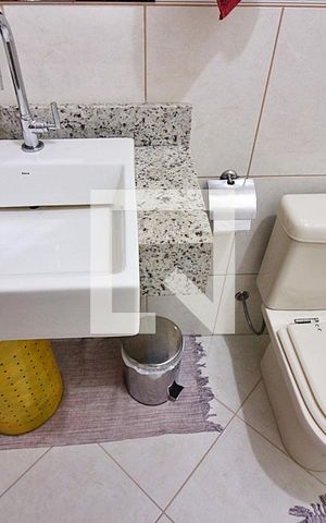 Casa à venda com 200m², 3 quartos e 1 vagaBanheiro Social