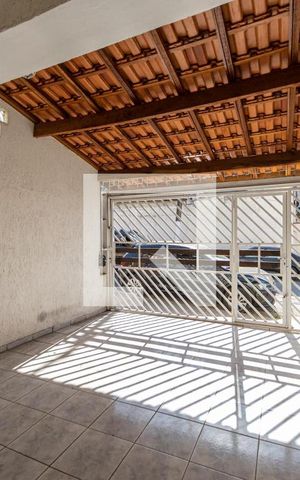 Casa à venda com 130m², 3 quartos e 1 vaga Casa à venda com 130m², 3 quartos e 1 vagaGaragem