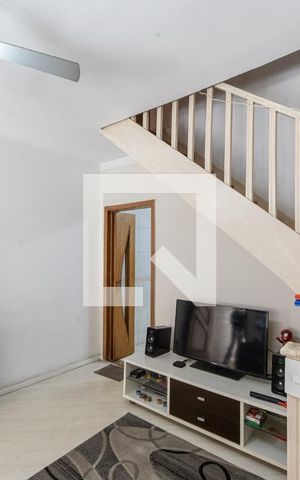 Casa à venda com 130m², 3 quartos e 1 vaga Casa à venda com 130m², 3 quartos e 1 vagaSala