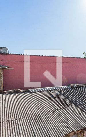 Casa à venda com 216m², 4 quartos e 2 vagas Casa à venda com 216m², 4 quartos e 2 vagasVista do Quarto 2