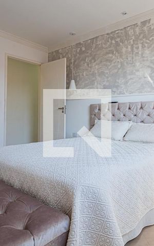 Casa à venda com 216m², 4 quartos e 2 vagas Casa à venda com 216m², 4 quartos e 2 vagasQuarto 1
