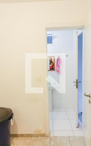 Casa à venda com 490m², 4 quartos e 4 vagas Casa à venda com 490m², 4 quartos e 4 vagasQuarto Suite Serviço