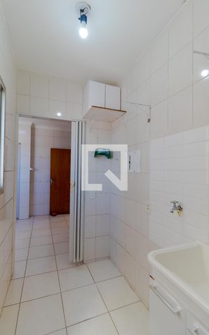 Apartamento à venda com 90m², 3 quartos e 1 vagaÁrea de Serviço