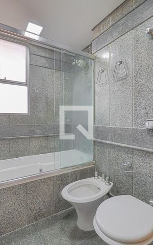 Apartamento à venda com 340m², 4 quartos e 3 vagasBanheiro do Quarto Suíte 