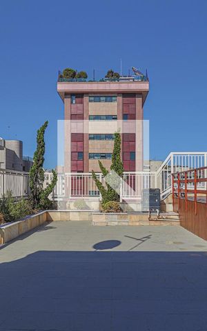 Apartamento à venda com 340m², 4 quartos e 3 vagasCobertura - Área Externa