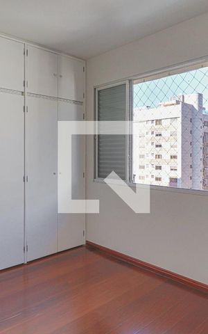 Apartamento à venda com 340m², 4 quartos e 3 vagasQuarto 2