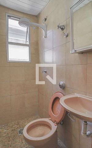 Apartamento à venda com 340m², 4 quartos e 3 vagasBanheiro de Serviço