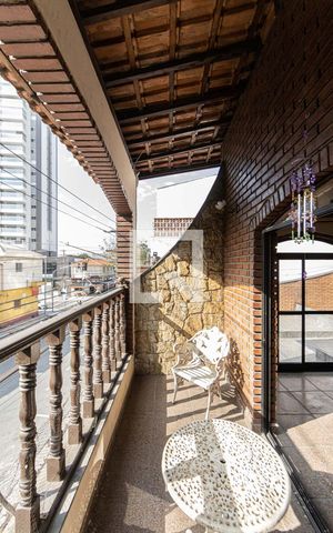 Casa para alugar com 220m², 4 quartos e 2 vagasVaranda
