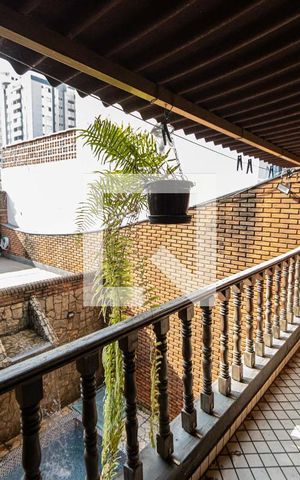 Casa para alugar com 220m², 4 quartos e 2 vagasVaranda