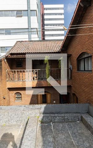 Casa para alugar com 220m², 4 quartos e 2 vagasVaranda