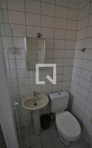 Apartamento à venda com 78m², 3 quartos e 2 vagasBanheiro de Serviço