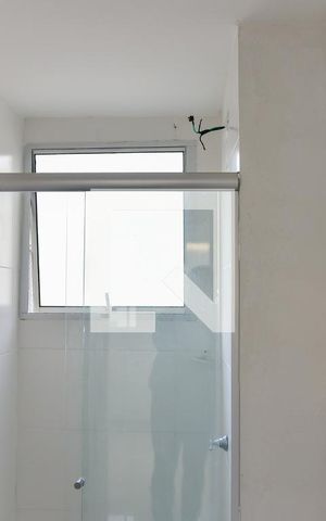 Apartamento à venda com 44m², 2 quartos e 1 vaga Apartamento à venda com 44m², 2 quartos e 1 vagaBanheiro