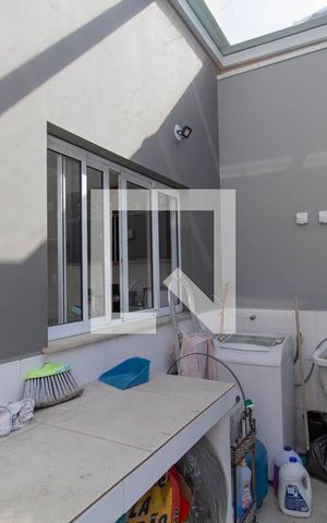 Casa à venda com 120m², 3 quartos e 4 vagas Casa à venda com 120m², 3 quartos e 4 vagasÁrea de Serviço