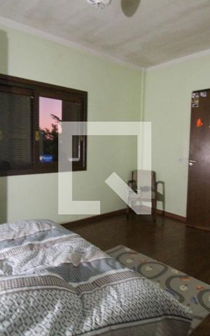 Casa à venda com 300m², 3 quartos e 2 vagas Casa à venda com 300m², 3 quartos e 2 vagasQuarto 2