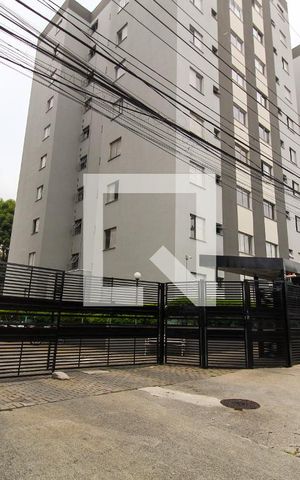 Apartamento para alugar com 53m², 2 quartos e 1 vaga Apartamento para alugar com 53m², 2 quartos e 1 vagaFachada
