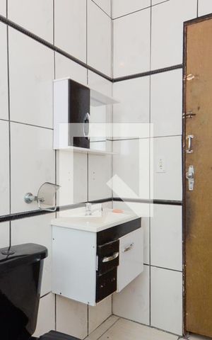 Casa para alugar com 125m², 2 quartos e 2 vagasBanheiro
