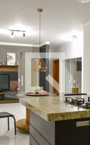 Casa de condomínio à venda com 150m², 3 quartos e 4 vagas Casa de condomínio à venda com 150m², 3 quartos e 4 vagasCozinha