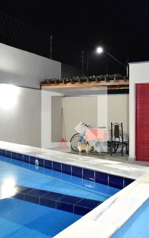 Casa de condomínio à venda com 150m², 3 quartos e 4 vagasPiscina