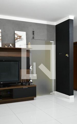 Casa de condomínio à venda com 150m², 3 quartos e 4 vagasSala