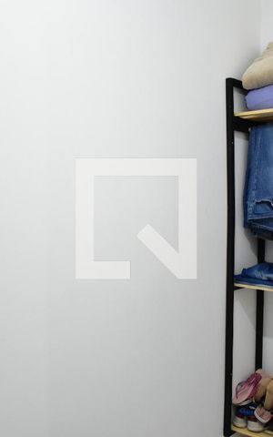 Casa de condomínio à venda com 150m², 3 quartos e 4 vagasCloset da suíte