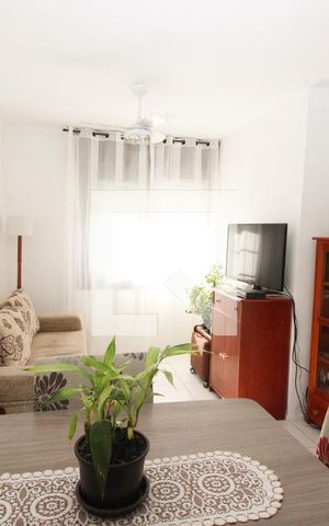 Apartamento à venda com 90m², 2 quartos e 1 vaga Apartamento à venda com 90m², 2 quartos e 1 vagaSala