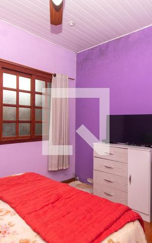 Casa à venda com 265m², 6 quartos e 3 vagas Casa à venda com 265m², 6 quartos e 3 vagasCasa 2 - Quarto 1