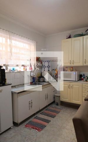 Casa à venda com 105m², 2 quartos e 2 vagasCozinha