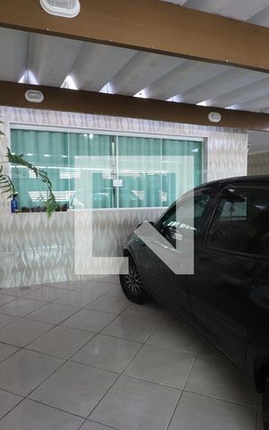 Casa à venda com 105m², 2 quartos e 2 vagasGaragem