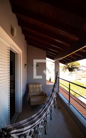 Casa à venda com 370m², 5 quartos e 2 vagas Casa à venda com 370m², 5 quartos e 2 vagasSacada da Suíte 02