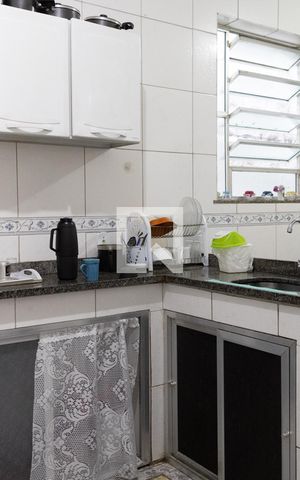 Casa à venda com 234m², 3 quartos e 4 vagas Casa à venda com 234m², 3 quartos e 4 vagasCozinha