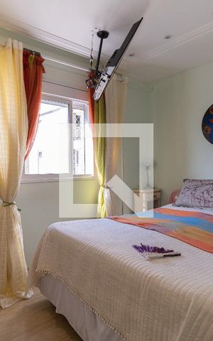 Apartamento à venda com 96m², 3 quartos e 2 vagas Apartamento à venda com 96m², 3 quartos e 2 vagasSuíte