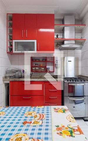 Apartamento à venda com 96m², 3 quartos e 2 vagas Apartamento à venda com 96m², 3 quartos e 2 vagasCozinha