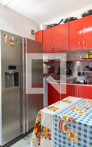 Apartamento à venda com 96m², 3 quartos e 2 vagas Apartamento à venda com 96m², 3 quartos e 2 vagasCozinha