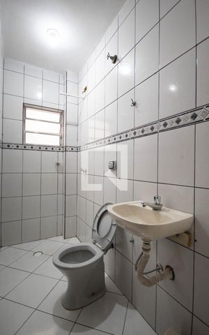 Casa à venda com 120m², 3 quartos e sem vaga Casa à venda com 120m², 3 quartos e sem vagaBanheiro (Casa 2)