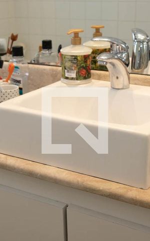 Casa à venda com 180m², 3 quartos e 2 vagas Casa à venda com 180m², 3 quartos e 2 vagasSuite do Quarto 3