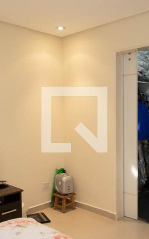 Casa à venda com 180m², 3 quartos e 2 vagas Casa à venda com 180m², 3 quartos e 2 vagasQuarto 3