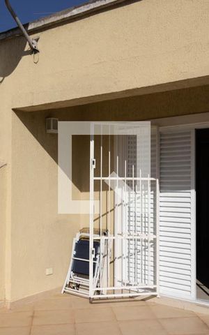 Casa à venda com 180m², 3 quartos e 2 vagas Casa à venda com 180m², 3 quartos e 2 vagasVaranda do Quarto 1