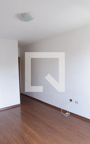 Casa à venda com 180m², 3 quartos e 2 vagasSuíte