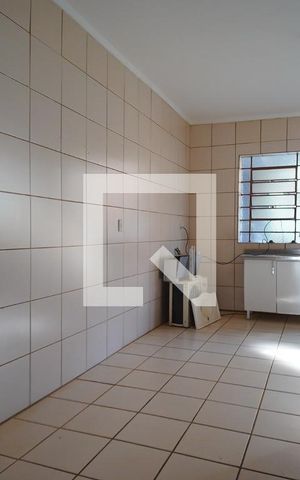 Casa para alugar com 120m², 3 quartos e 2 vagasCozinha 