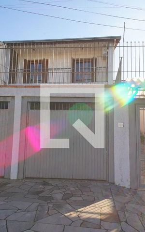 Casa para alugar com 120m², 3 quartos e 2 vagasFachada 