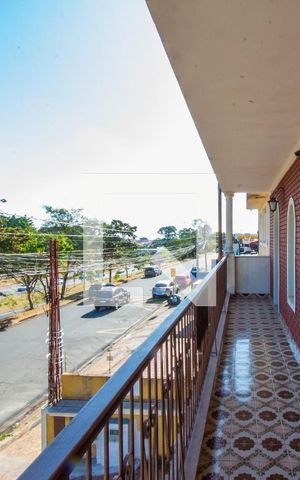 Casa à venda com 340m², 4 quartos e 4 vagasVaranda da Sala