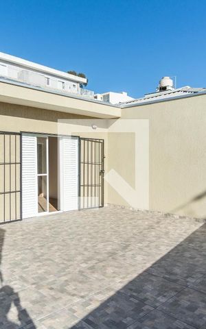 Casa à venda com 191m², 3 quartos e 2 vagas Casa à venda com 191m², 3 quartos e 2 vagasVaranda