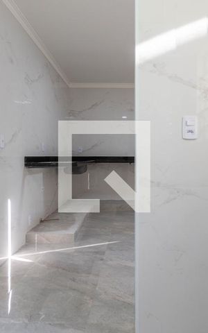 Casa à venda com 191m², 3 quartos e 2 vagas Casa à venda com 191m², 3 quartos e 2 vagasÁrea de Serviço