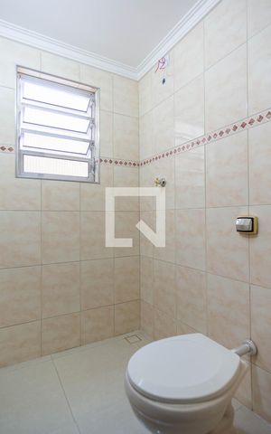 Casa à venda com 191m², 3 quartos e 2 vagas Casa à venda com 191m², 3 quartos e 2 vagasLavabo