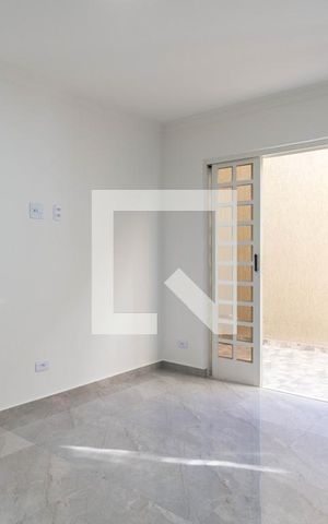 Casa à venda com 191m², 3 quartos e 2 vagas Casa à venda com 191m², 3 quartos e 2 vagasSala de Jantar